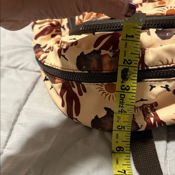 Montana West Bison and Cactus Print Backpack - Picture 10 of 11